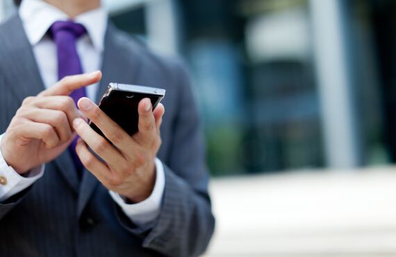 福岡で現場管理スタッフの募集を行っている会社の情報をご覧ください